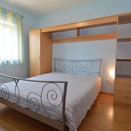 Apartment Mira By Interhome Mirca  ภายนอก รูปภาพ